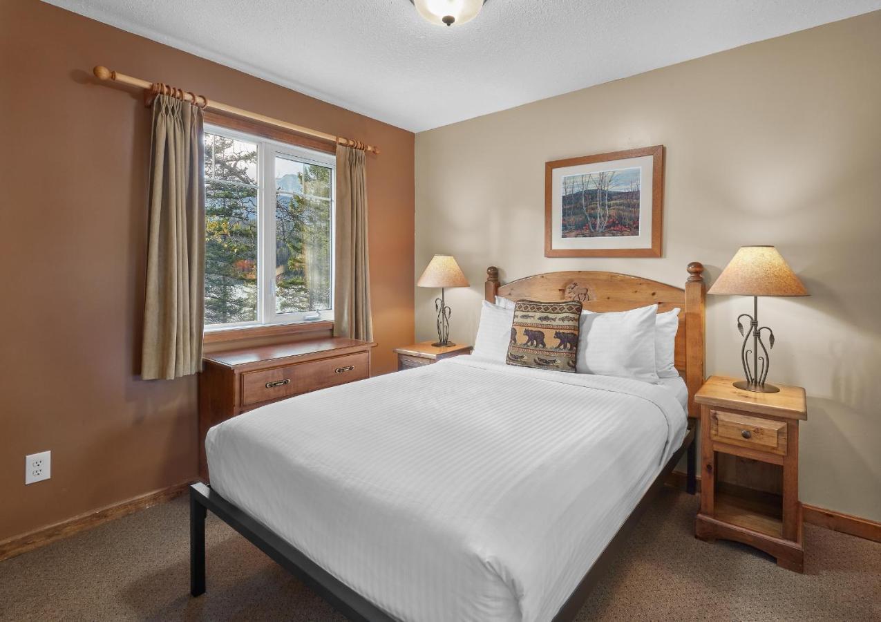 Patricia Lake Bungalows Jasper Esterno foto