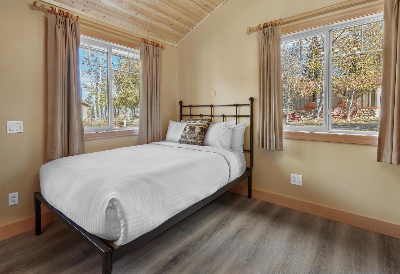 Patricia Lake Bungalows Jasper Esterno foto