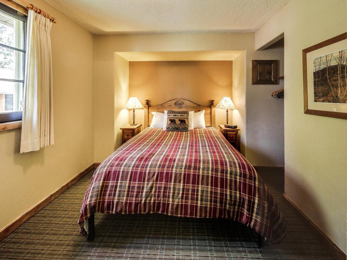 Patricia Lake Bungalows Jasper Esterno foto