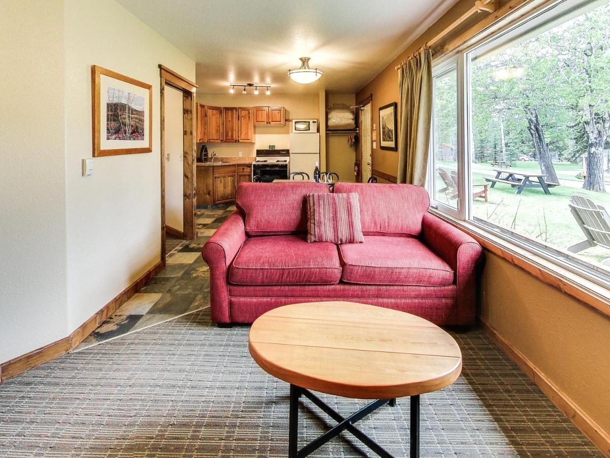 Patricia Lake Bungalows Jasper Esterno foto