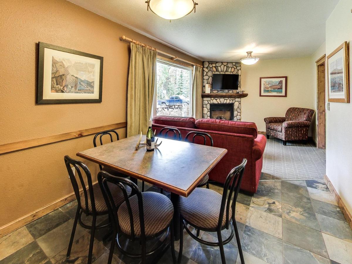Patricia Lake Bungalows Jasper Esterno foto
