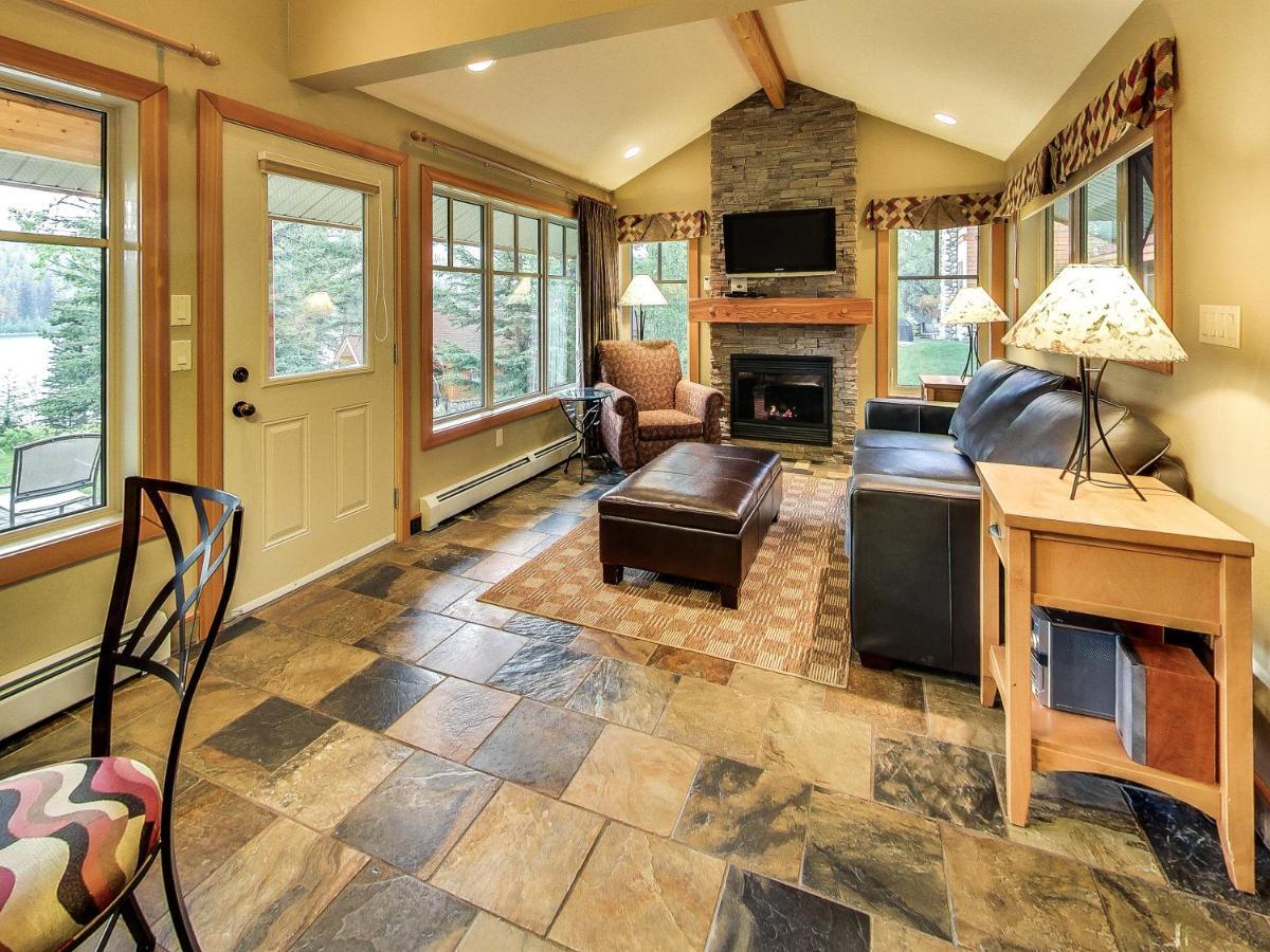 Patricia Lake Bungalows Jasper Esterno foto