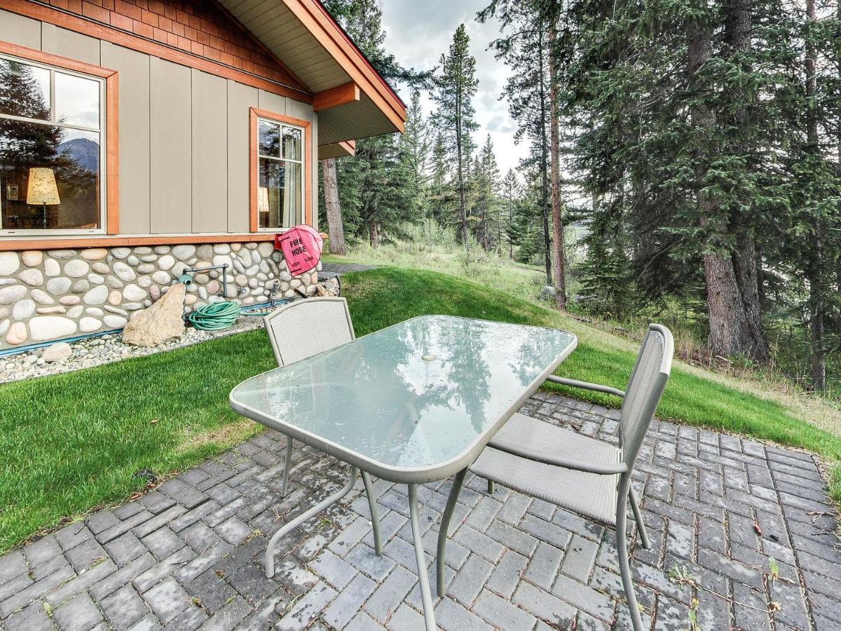Patricia Lake Bungalows Jasper Esterno foto