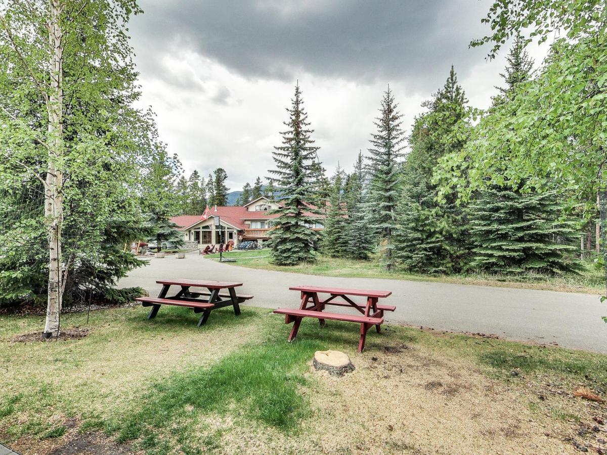 Patricia Lake Bungalows Jasper Esterno foto